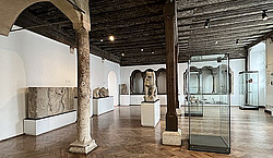 Historical Museum Regensburg; Roman Department (commons.wikimedia.org)